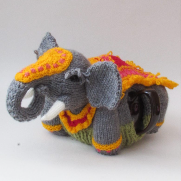 Elephant Tea Cosy Knitting Pattern