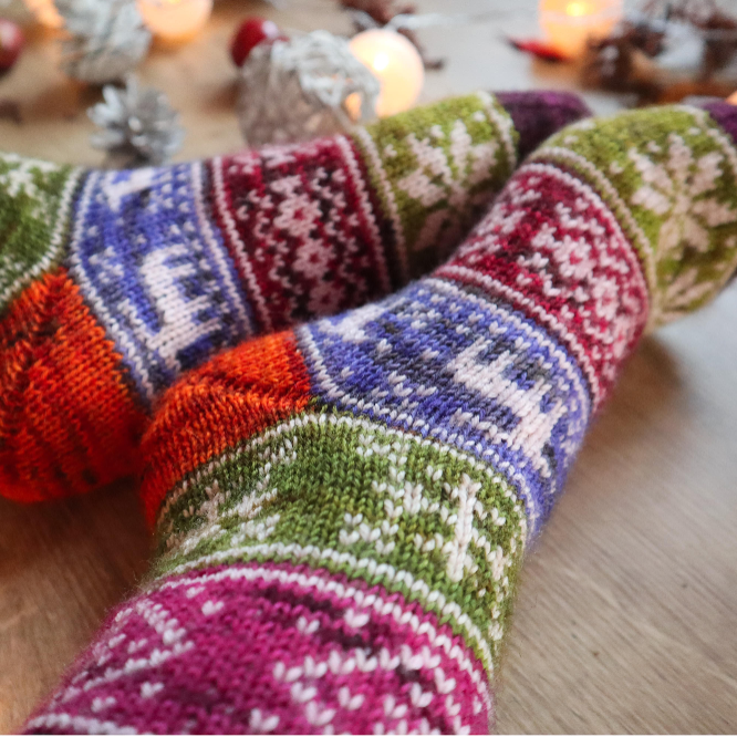 Santa&rsquo;s Favorite Socks Knitting Pattern (34-47 (EU))
