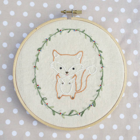 Little Fox, hand embroidery PDF pattern & instructions (en)
