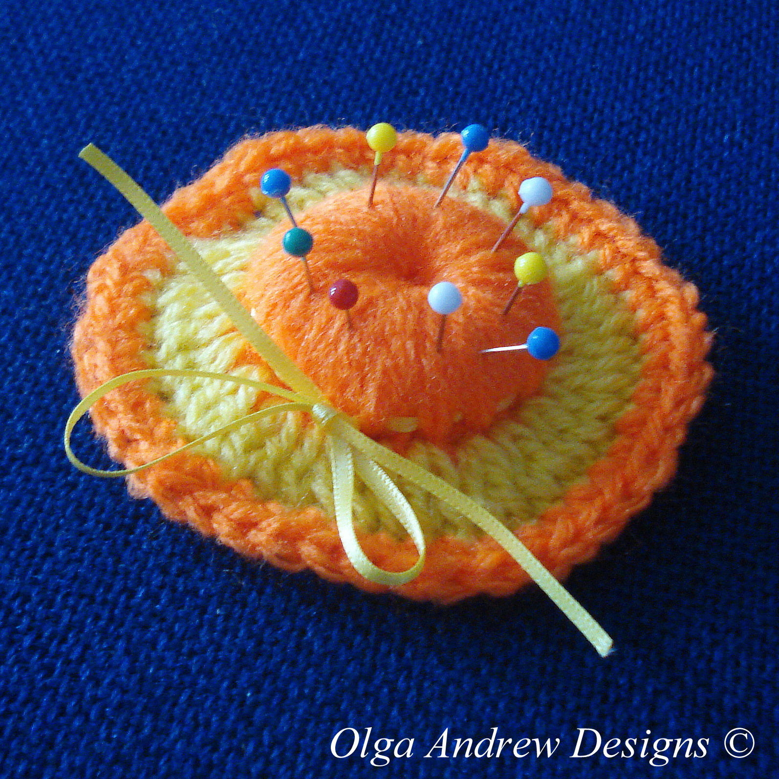 Decorative hat pin cushion crochet pattern 028