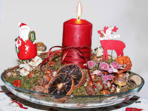 Bastelanleitung: Adventskranz aus Wallnüssen