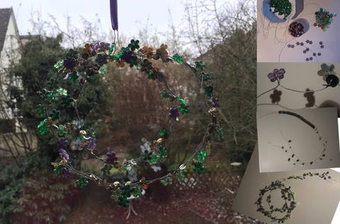Veilchen für den Frühling: Filigraner Fensterschmuck aus Draht und Perlen
