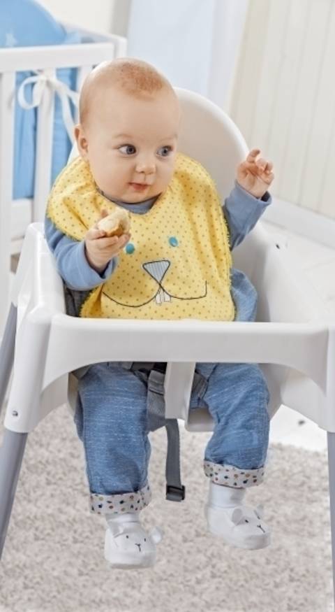 Lätzchen mit Häschenmotiv
