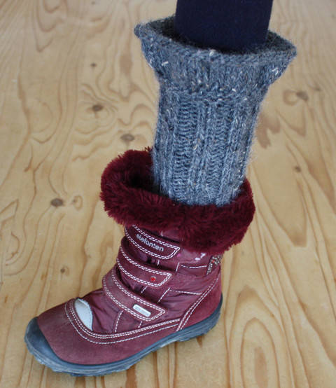 Bariel – Stiefel Stulpen für Mädchen - Anfänger - Strickanleitung