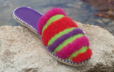 Espadrille-Sandalen mit gefilzten Streifen Nähanleitung mit Schnittmuster
