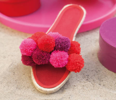 Espadrille-Sandalen mit Pompons Nähanleitung