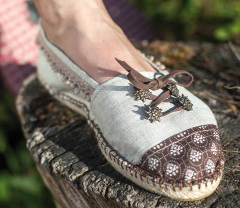 Espadrilles im Trachtenlook Nähanleitung mit Schnittmuster