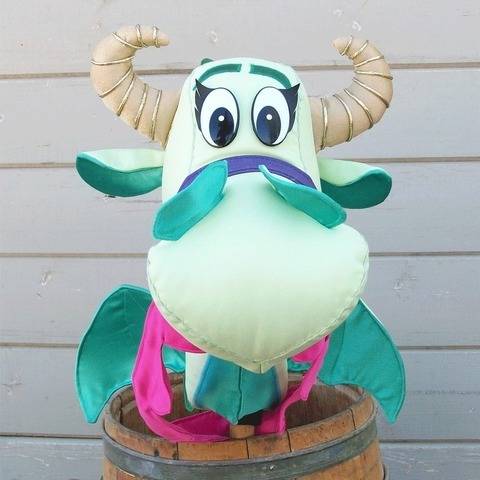 Classic Dragon Stick Horse Hobby Horse Ride-On Toy