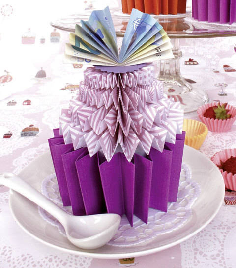 Cupcake mit Euro-Topping Bastelanleitung