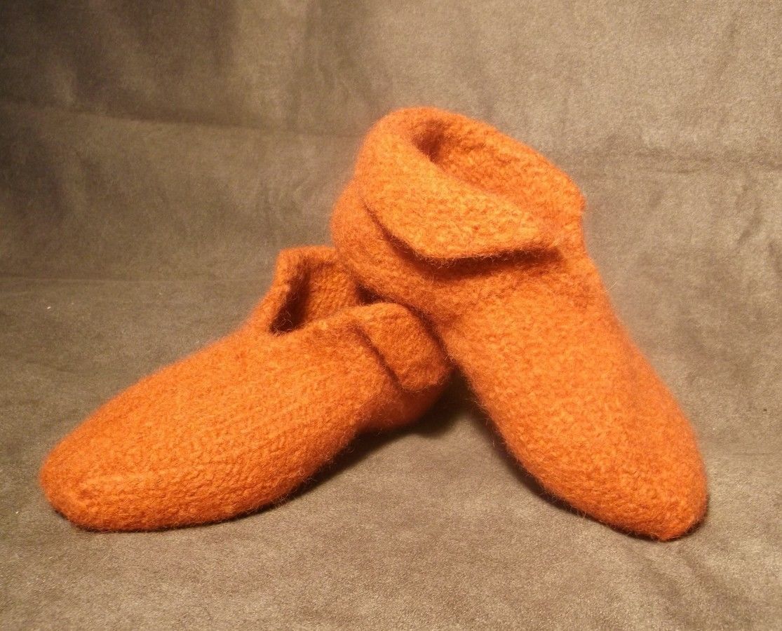 Felt Slippers knitting pattern