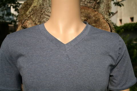 ✂ Schnittmuster Sebastian ✂ T-Shirt mit V-Ausschnitt für Männer