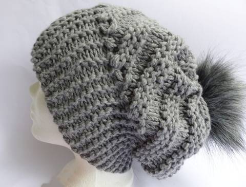 Strickanleitung, Bommelmütze mit diagonal Streifen (super leicht an alle Größen anzupassen)