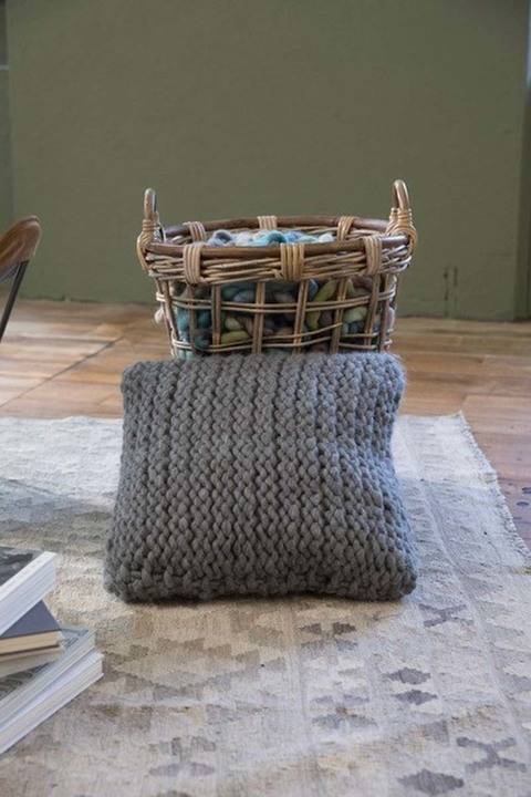Coussin à tricoter