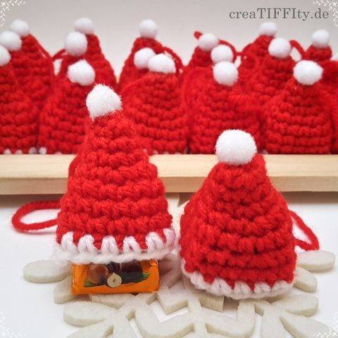 Weihnachtsmütze mit Praline - Häkelanleitung