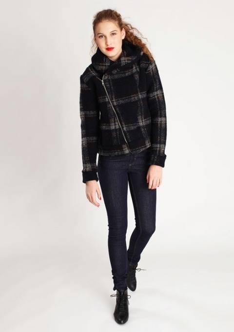 Schnittmuster und Nähanleitung Jacke und Weste Tina 2 in 1