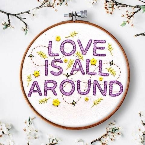 Love is all around Stickanleitung