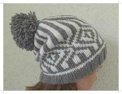 Mütze mit Einstrickmuster, Strickanleitung