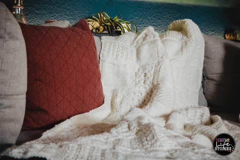 Strickanleitung: 30 verschiedene Karos für deine Sofadecke