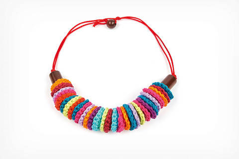 Kette aus Häkelmotiven