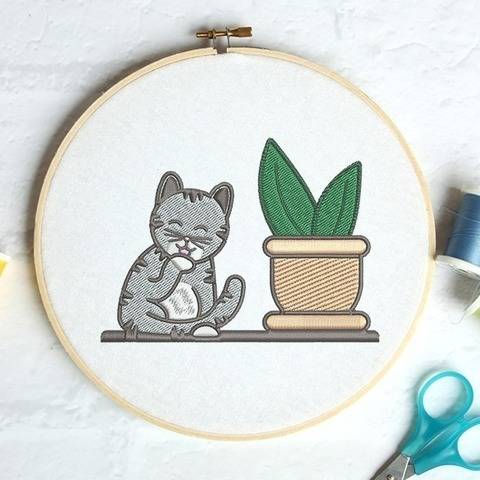 Putzende Katze mit Zimmerpflanze - Stickdatei