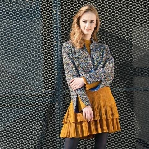 Kurzer Bouclé-Blazer bunt