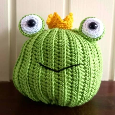 Pumpkin Pals Frog
