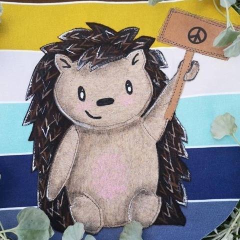 Applikationsvorlage Igel mit Schild