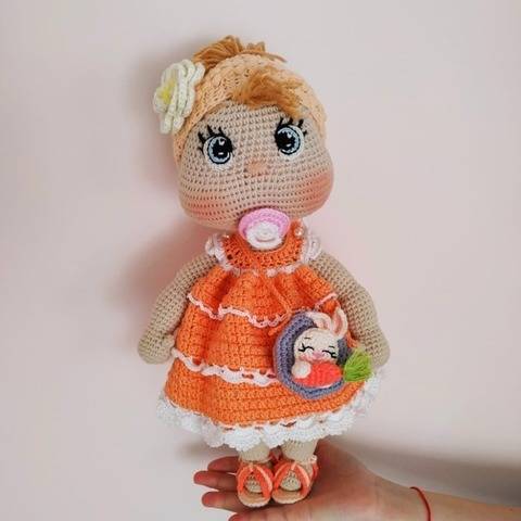 Crochet doll pattern with clothes