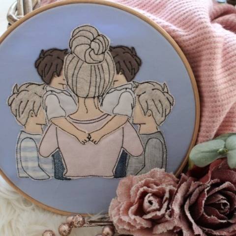 Stickdatei Mama mit 4 Söhnen Doodle Set