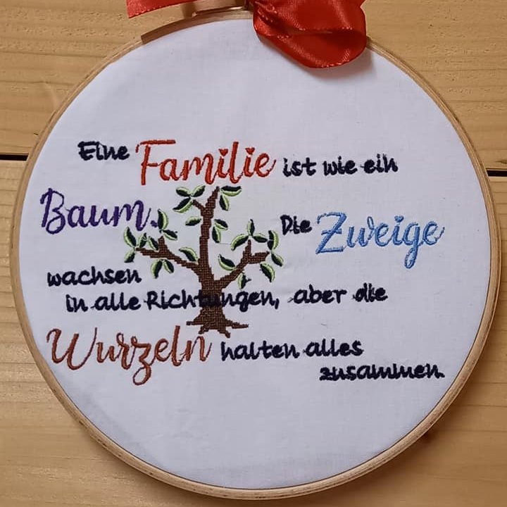 Stickdatei Spruch FAMILIENBAUM (16x25 cm)