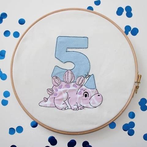 Stickdatei Dino 5. Geburtstag Doodle Set