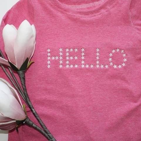 Stickdatei Flower Hello Statement