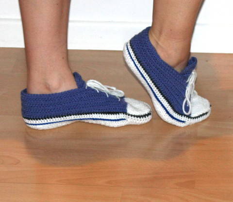 low cut sneakers for grown ups (UK Sizes 3,5 - 12, US sizes 4 - 12)