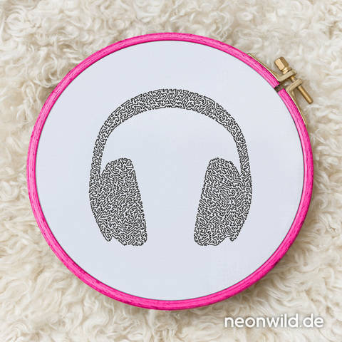 Stickdatei EEE - Headphones 16x26