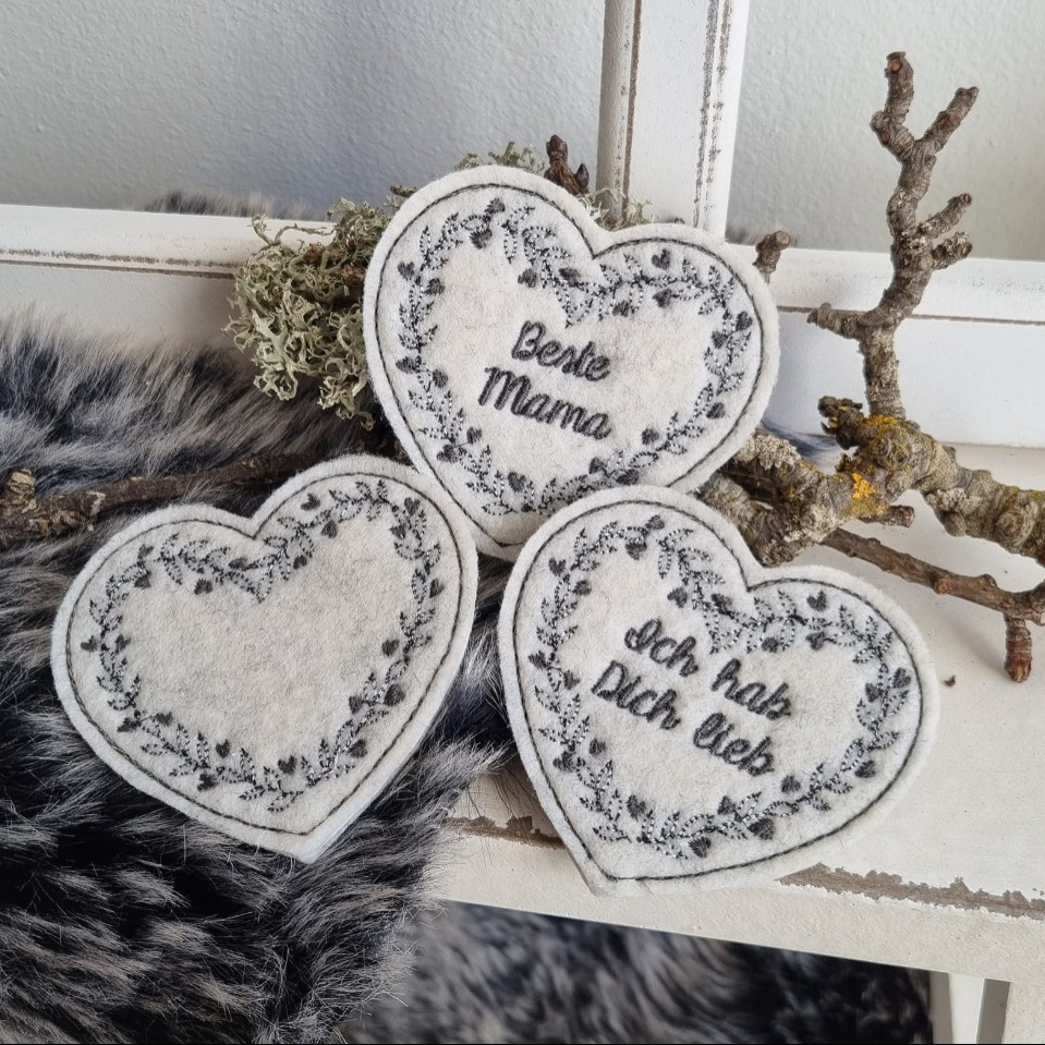 Stickdatei ITH Stecker Mama Herz Muttertag